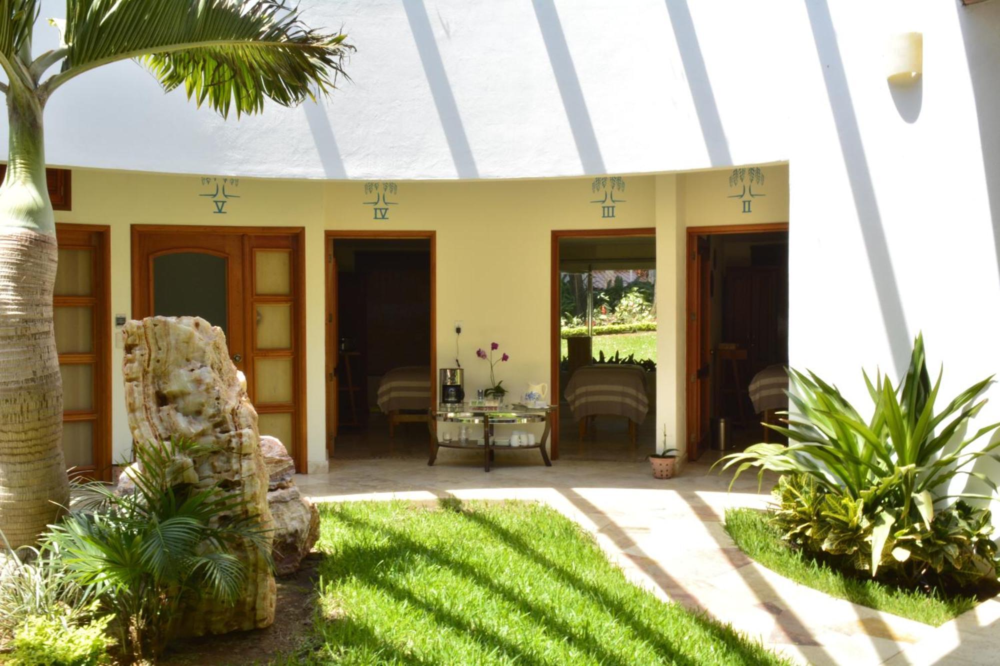 Quinta Sauz Hotell Tacámbaro de Codallos Exteriör bild