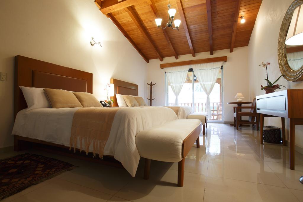 Quinta Sauz Hotell Tacámbaro de Codallos Exteriör bild
