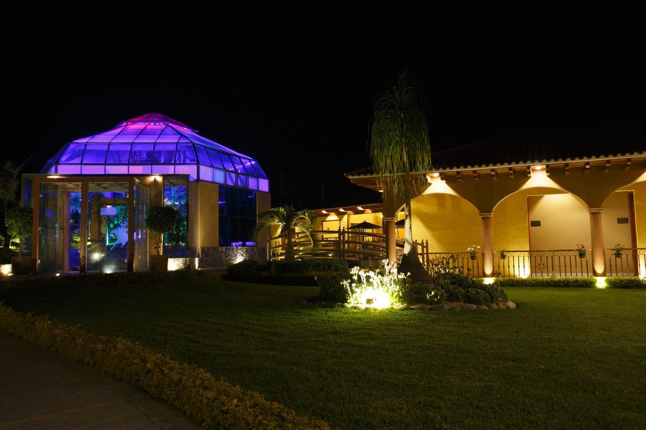 Quinta Sauz Hotell Tacámbaro de Codallos Exteriör bild